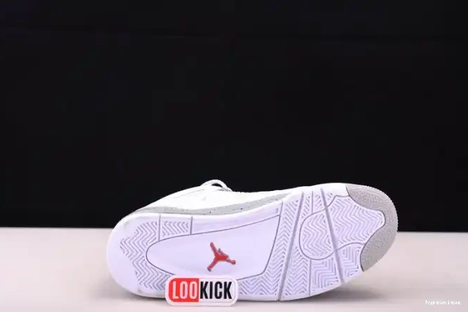 HYPE 4 Retro Jordan Oreo (2021) CT8527-100 White 0506